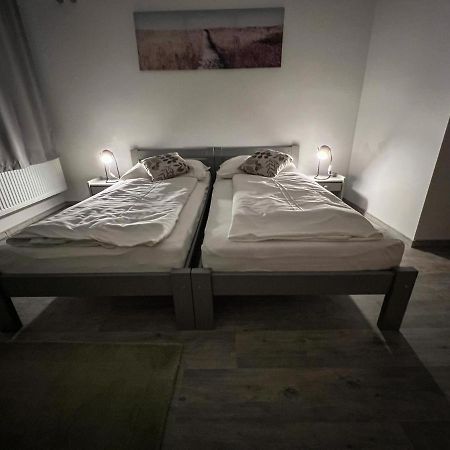 Hostel H18 บาร์เจโอ ภายนอก รูปภาพ