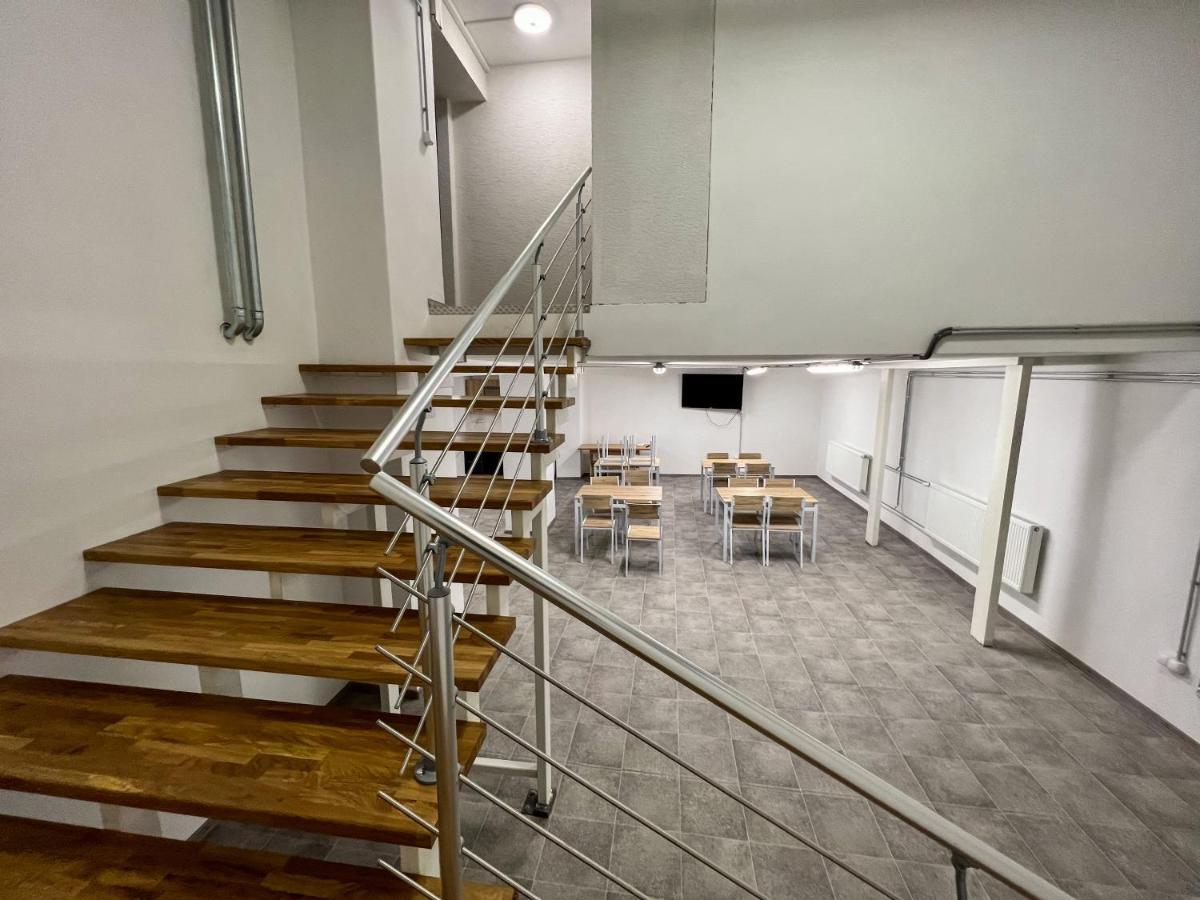 Hostel H18 บาร์เจโอ ภายนอก รูปภาพ
